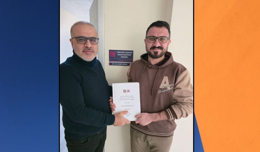 Mehmet Şah Aslanî tezê xo yo ke bi Zazakî nuştbi qedîna