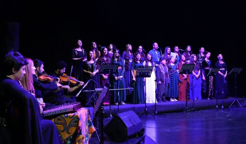 Amed de kilamê Zazakî, Kurmanckî, Armenkî û Suryankî vajîyay