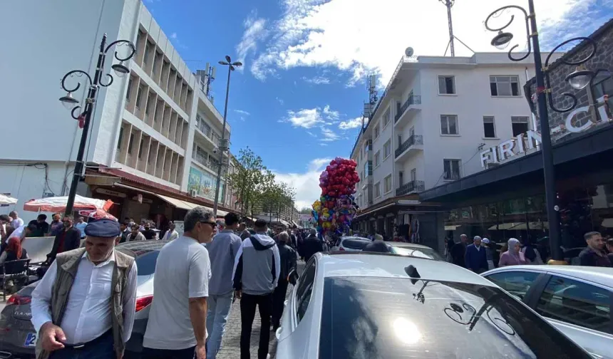 Mîyanê Sûrî de zehmetîya cayê dîyayîşê parkkerdişê wesayîtan...