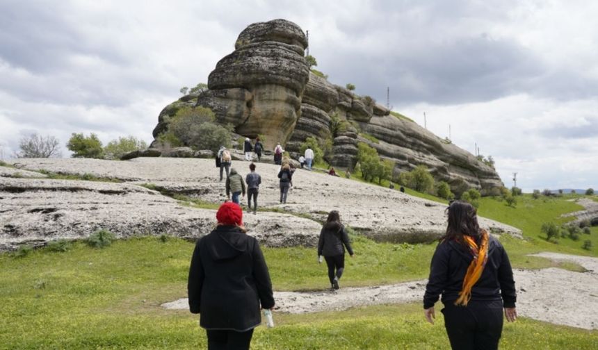 Keleya Kefrumî ya Tarîxî: Pasûr