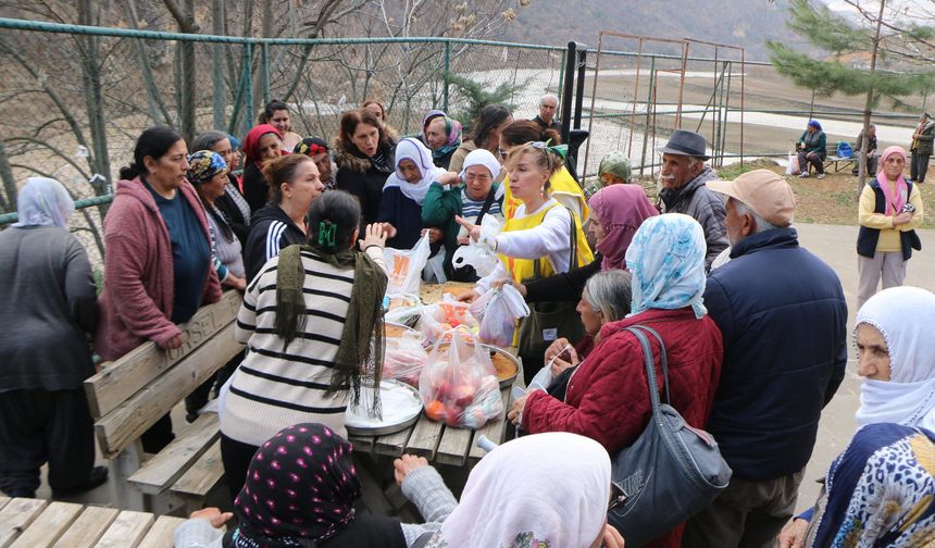 Zazakî nameyê merdiman (eqrebeyan)