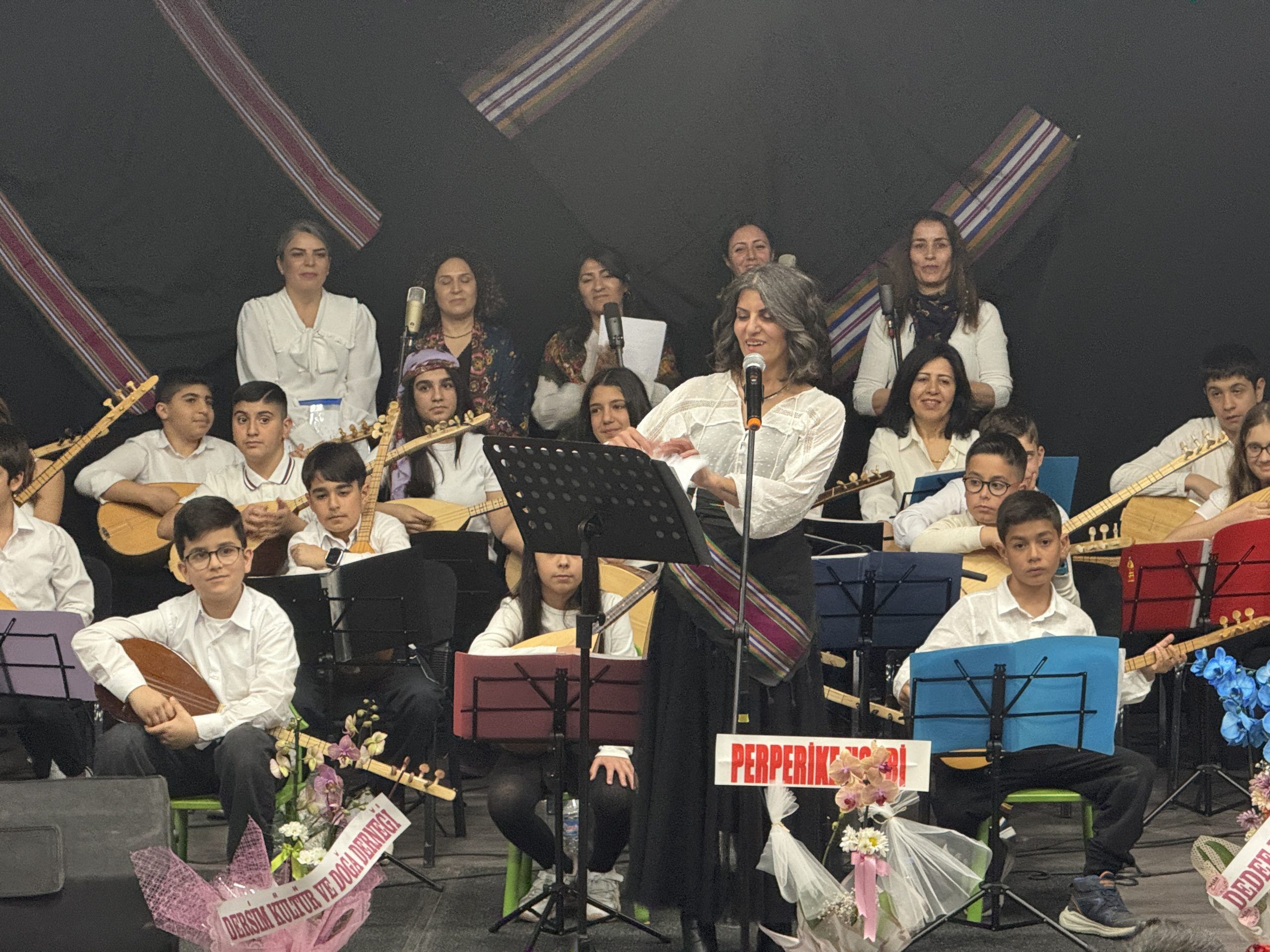 Koroyê Perperikê Usarî Yê Dêrsimî Ra Konsêr