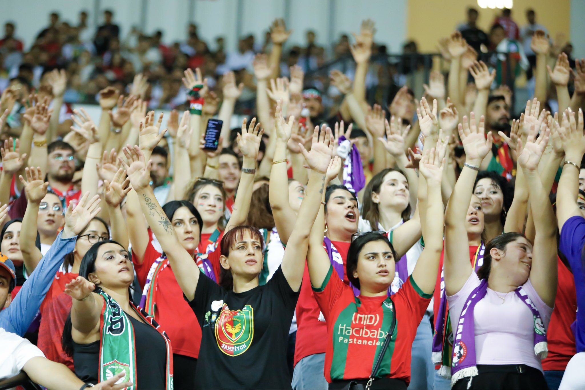 Amedsporî emşo Kocaelî reyde kay keno: Pêro bilêtî qedîyayî