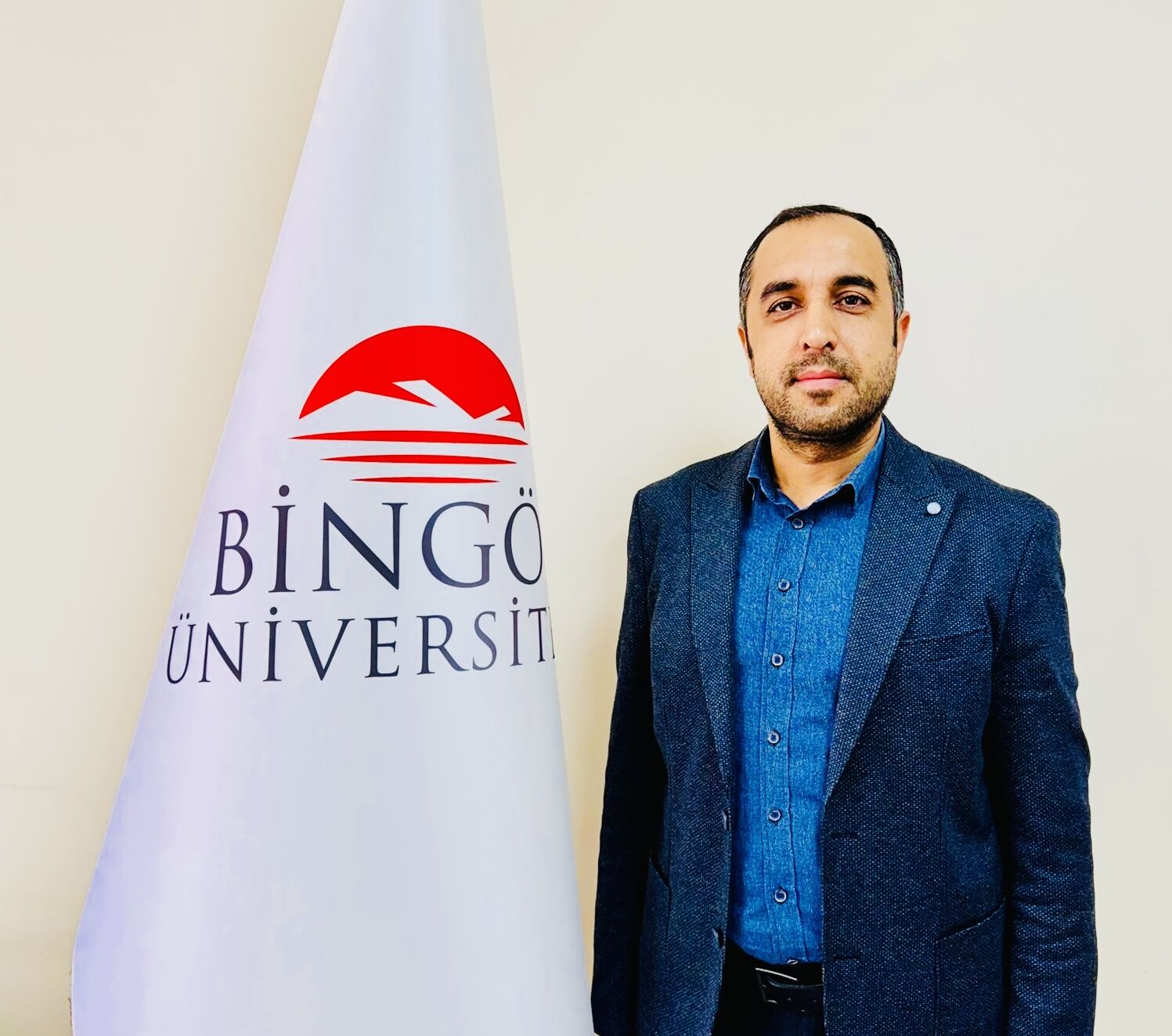 Unîversîteyanê Çewlîg Û Munzurî De Zazakî Do Sey Ziwanêko Xoser Ca Bigîro